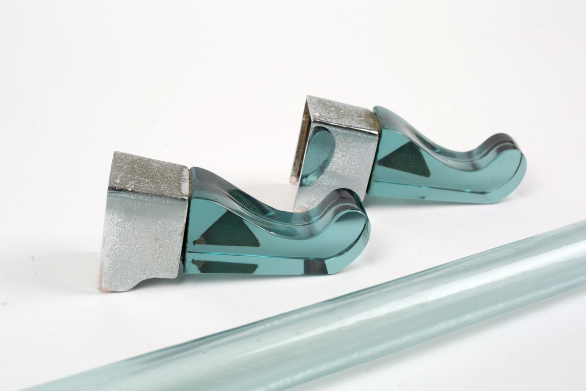 Set da Bagno in Metallo e Vetro. Fontana Arte