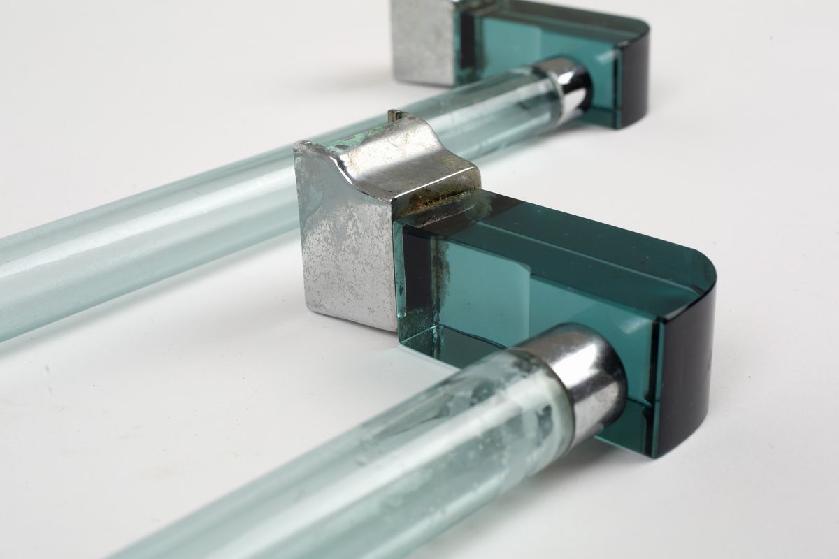 Set da Bagno in Metallo e Vetro. Fontana Arte