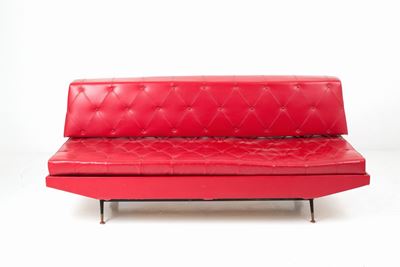 Divano Rosso con Schienale Removibile