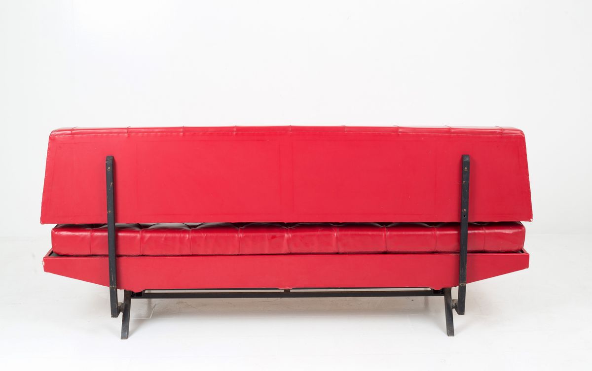 Divano Rosso con Schienale Removibile