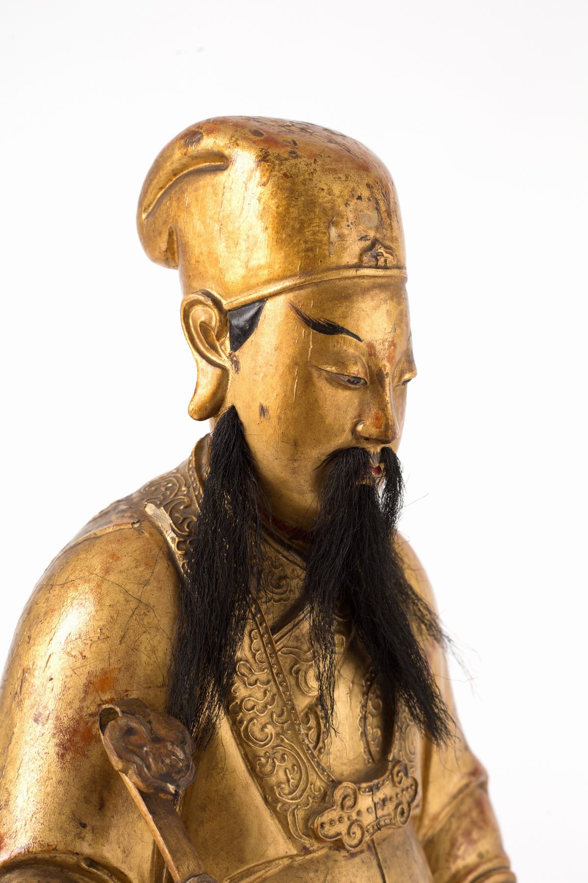 Scultura in legno "SANTONE SEDUTO CON BARBA E SCETTRO"