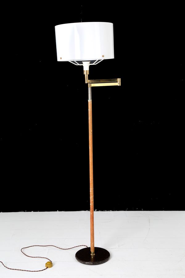 Floor lamp