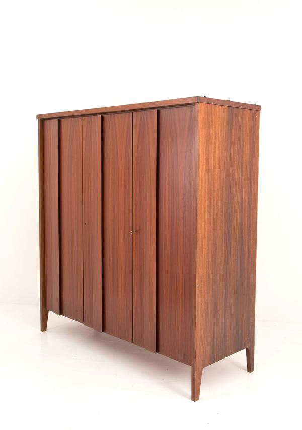 Armadio a tre ante in teak