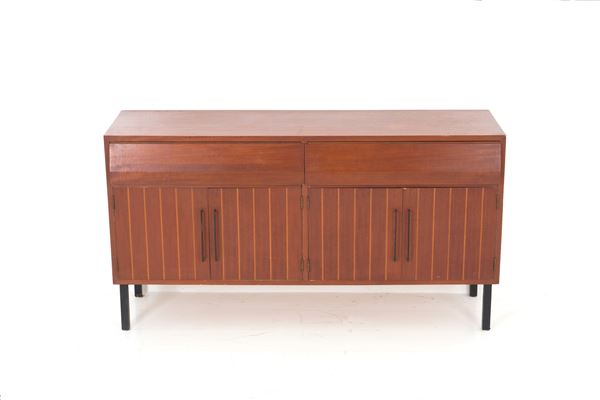 Credenza scandivana
