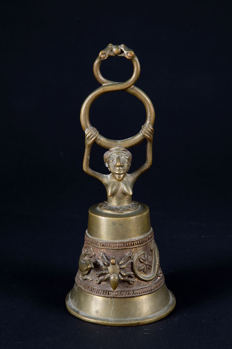 Campana in fusione di bronzo