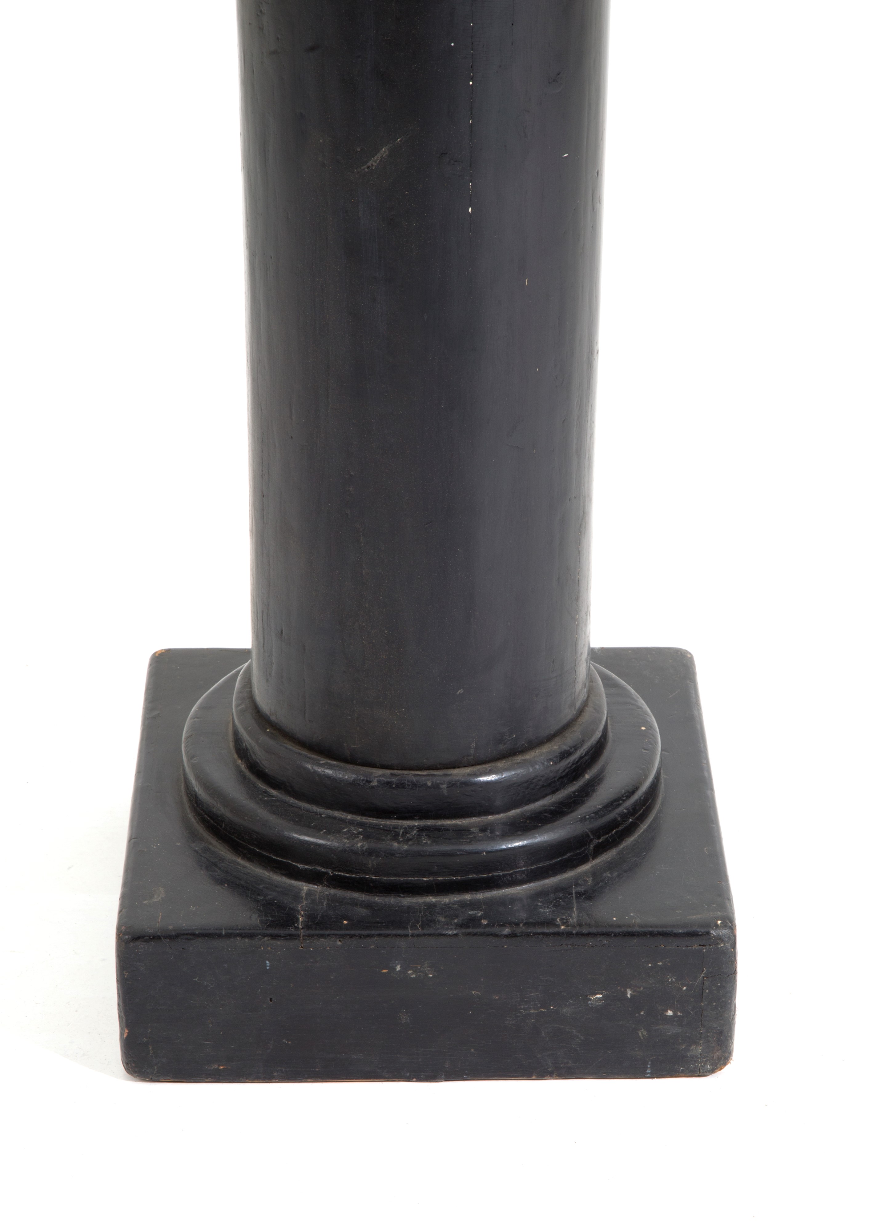 Colonna in legno laccato