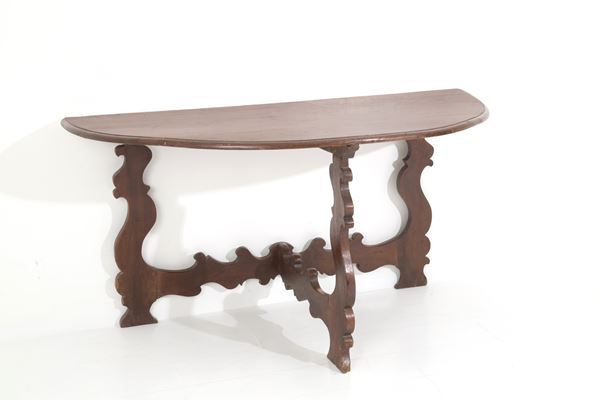 Crescent console