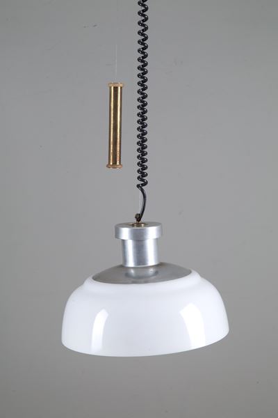Lampadario a Molla. Thema