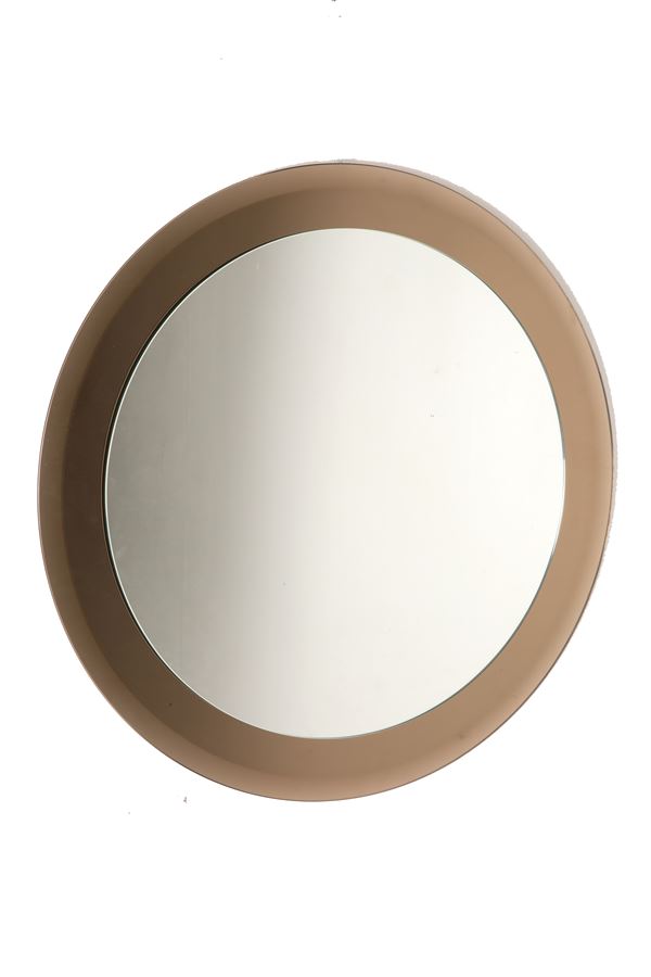 Round mirror
