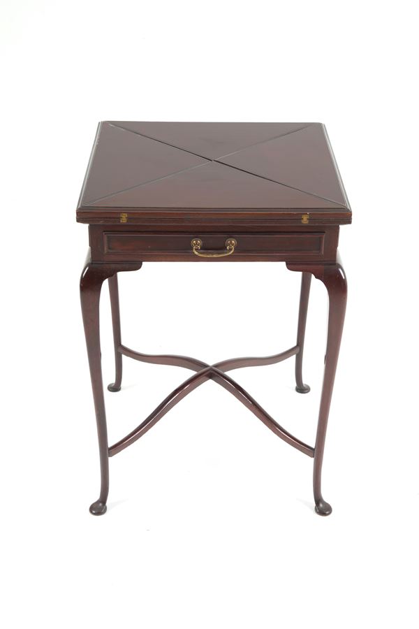 Handkerchief game table