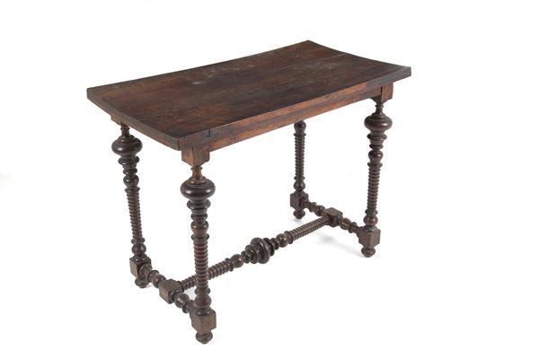 Table with turned legs