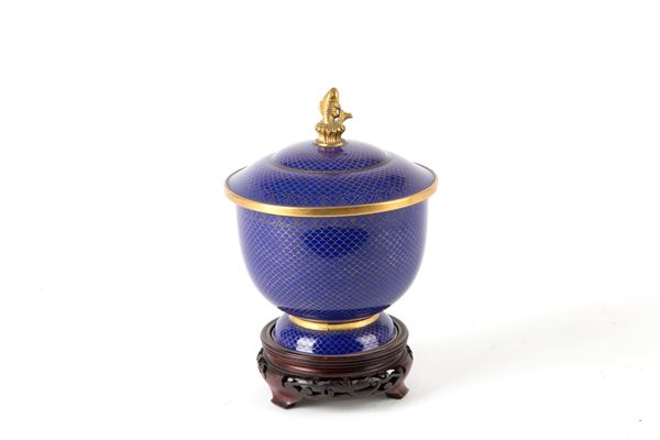Coppa cloisonné con coperchio