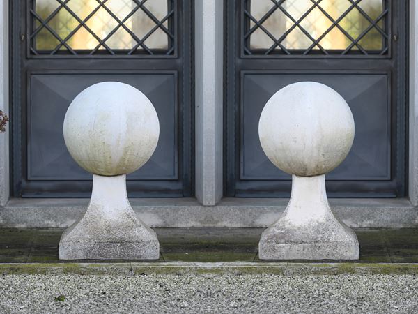 Coppia di sfere  - Asta MILANO DECOR - Antiques, Fine Art, Photographs & Design Auction (n. 96) - Viscontea Casa d'Aste