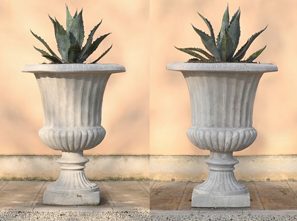 Coppia di vasi  - Asta MILANO DECOR - Antiques, Fine Art, Photographs & Design Auction (n. 96) - Viscontea Casa d'Aste