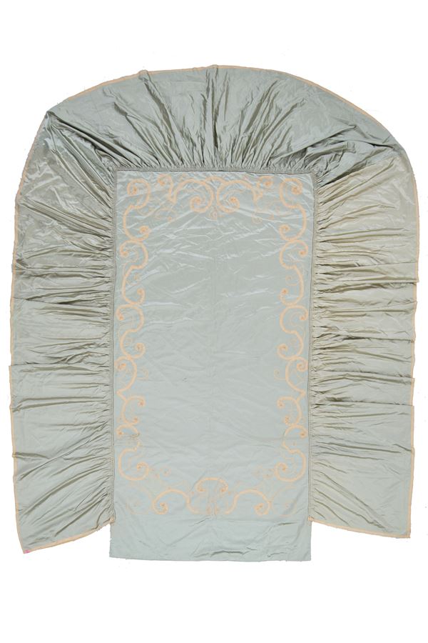Bed cover