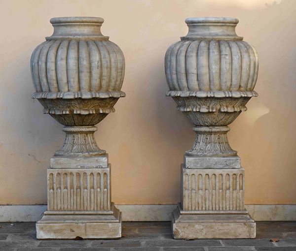 Pair of urns  - Auction MILANO DECOR - Antiques, Fine Art, Carpets & Design Auction (n. 97) - Viscontea Casa d'Aste