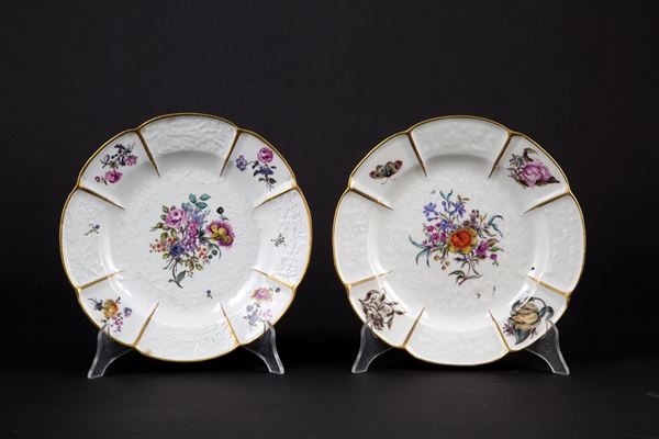 Pair of Meissen porcelain plates