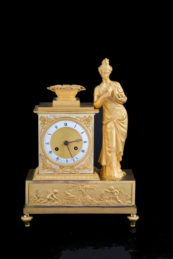 Gilded bronze table clock