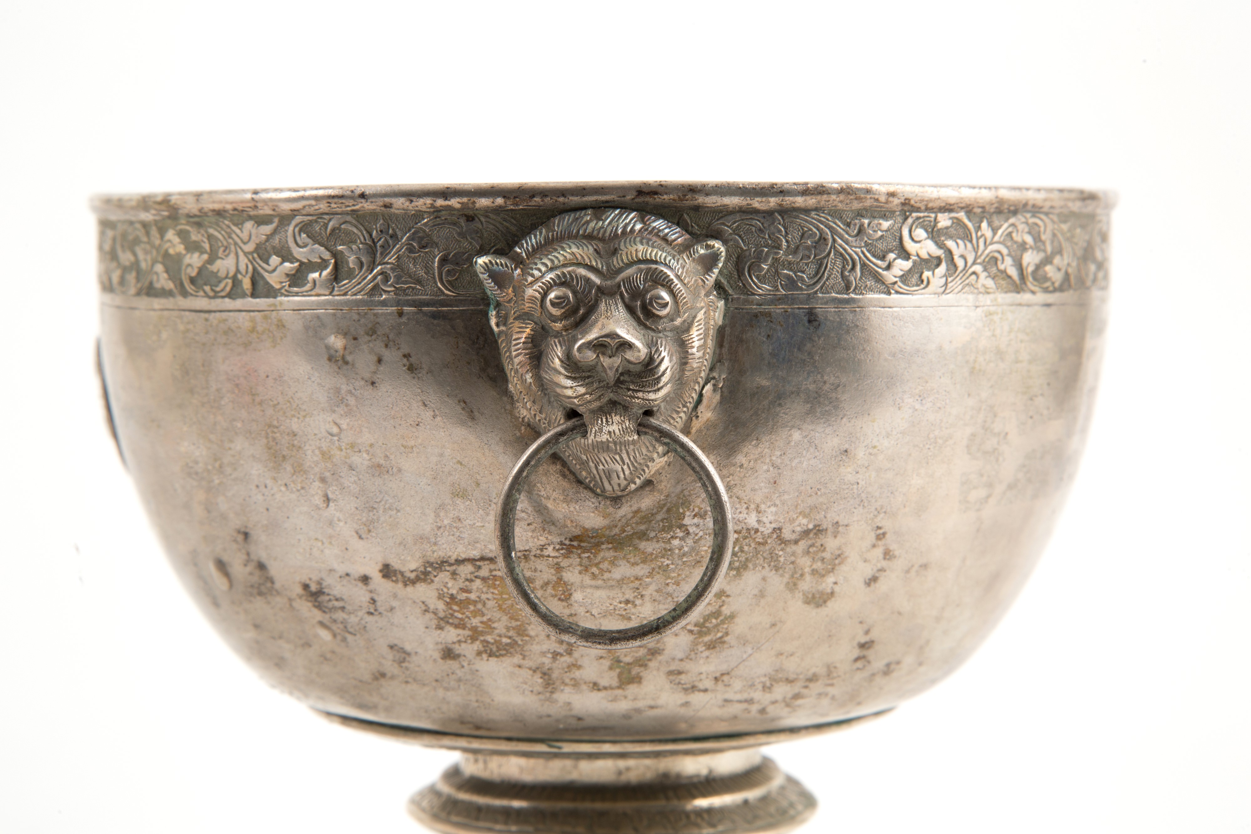 Coppa lavamani in metallo argentato