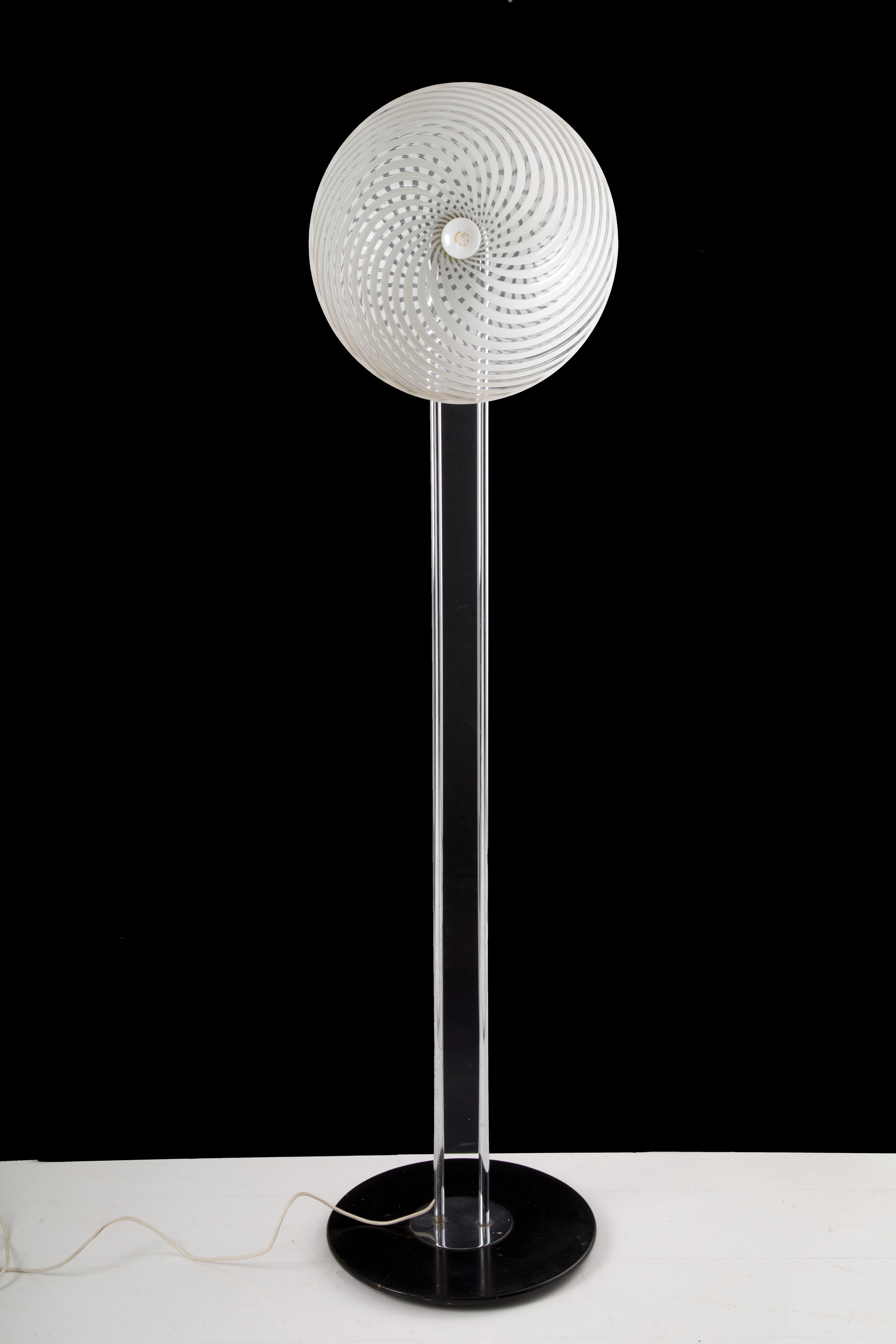 Lampada da Terra con Due Diffusori in Vetro