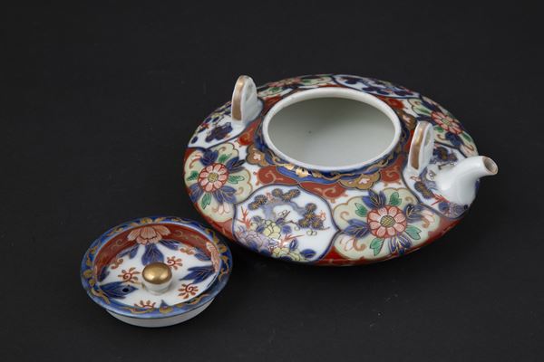 Imari teapot