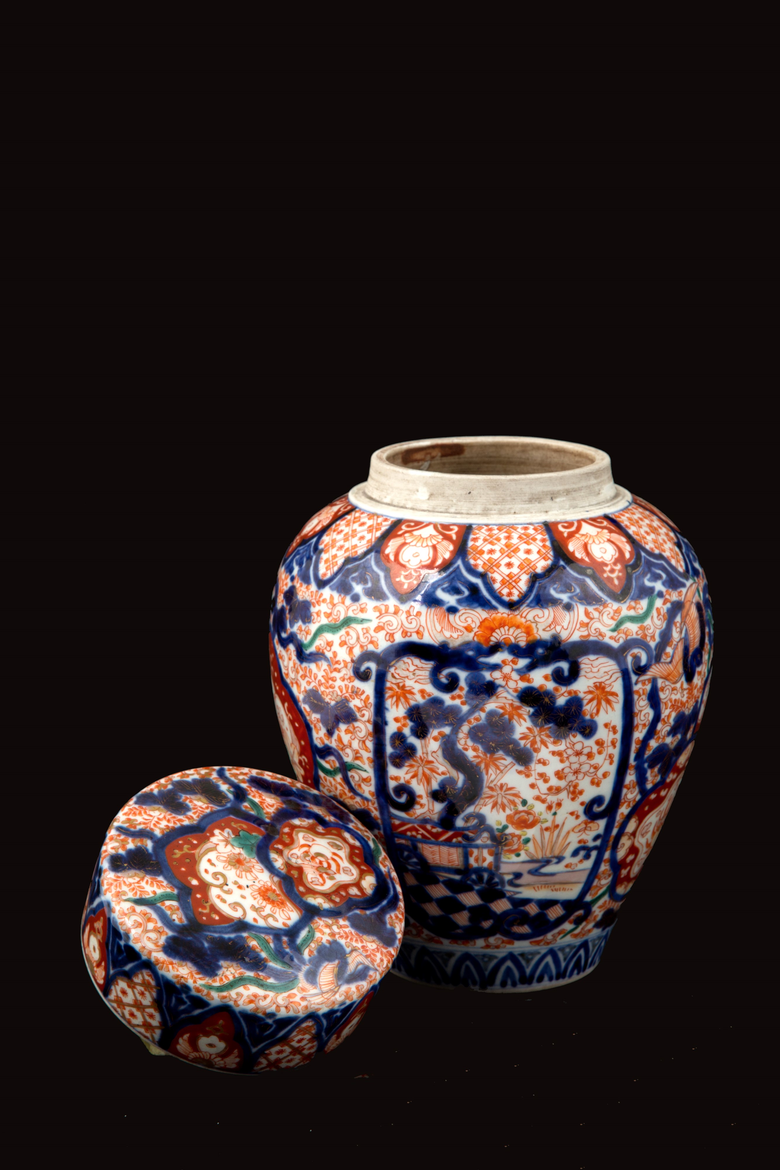 Vaso con coperchio Imari