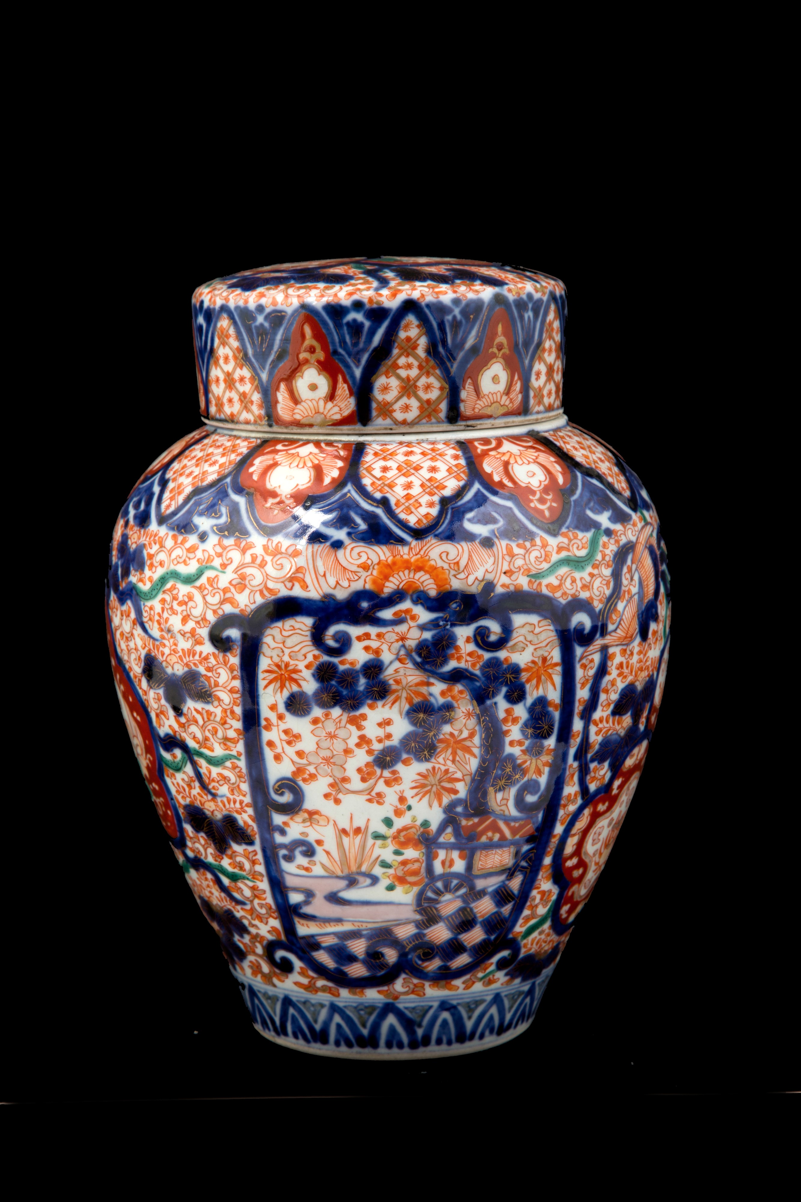 Vaso con coperchio Imari