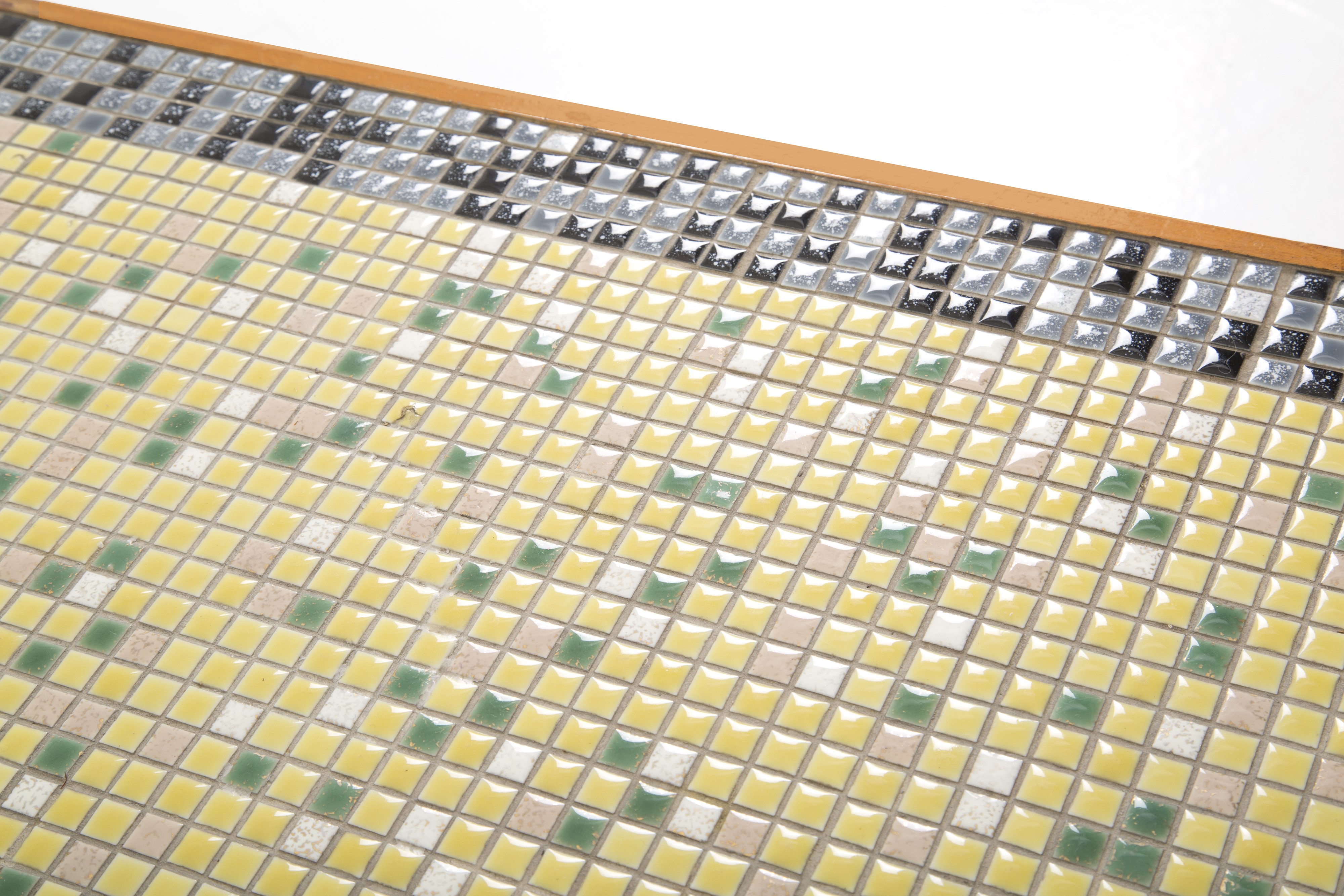 Tavolino con Piano a Mosaico