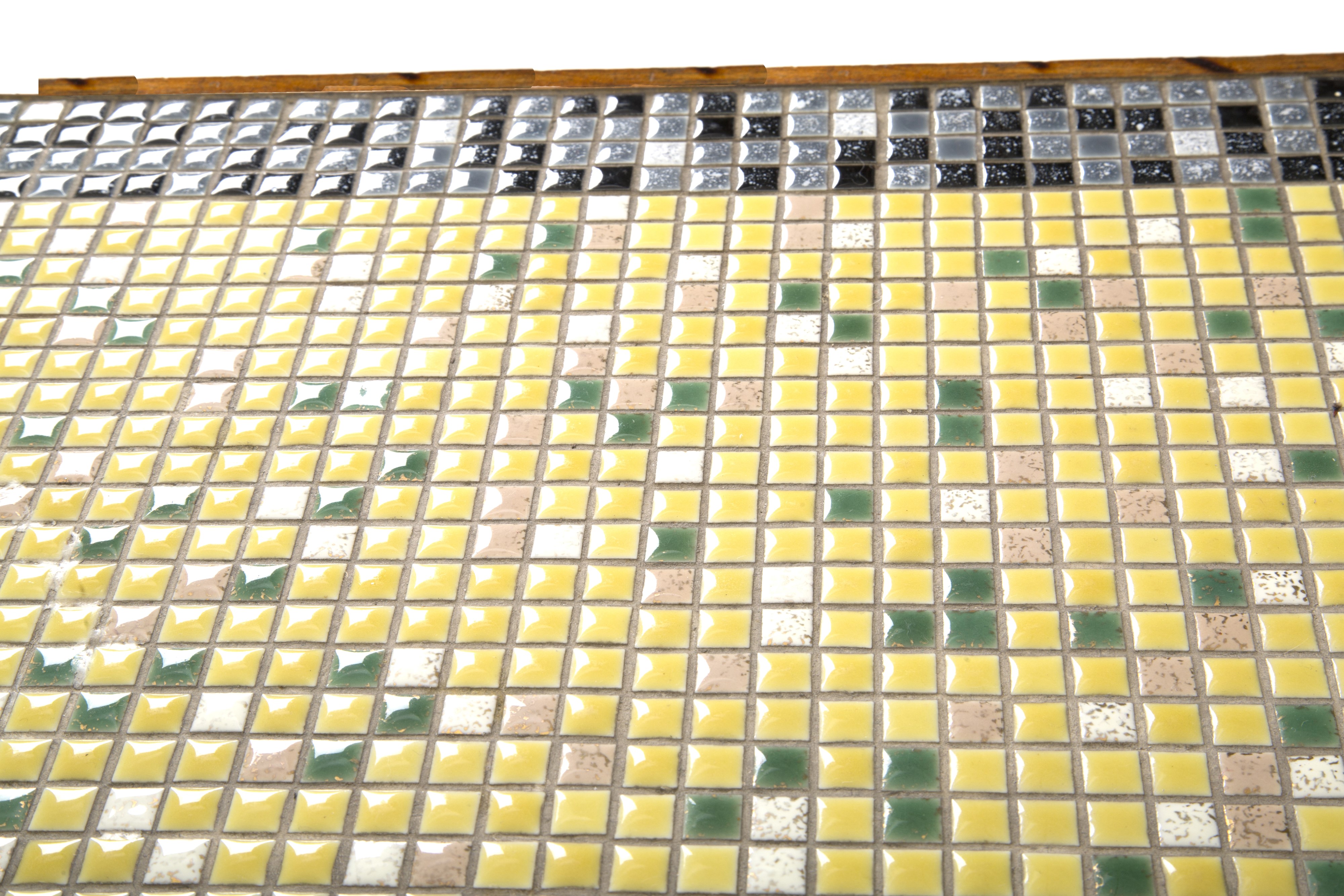 Tavolino con Piano a Mosaico