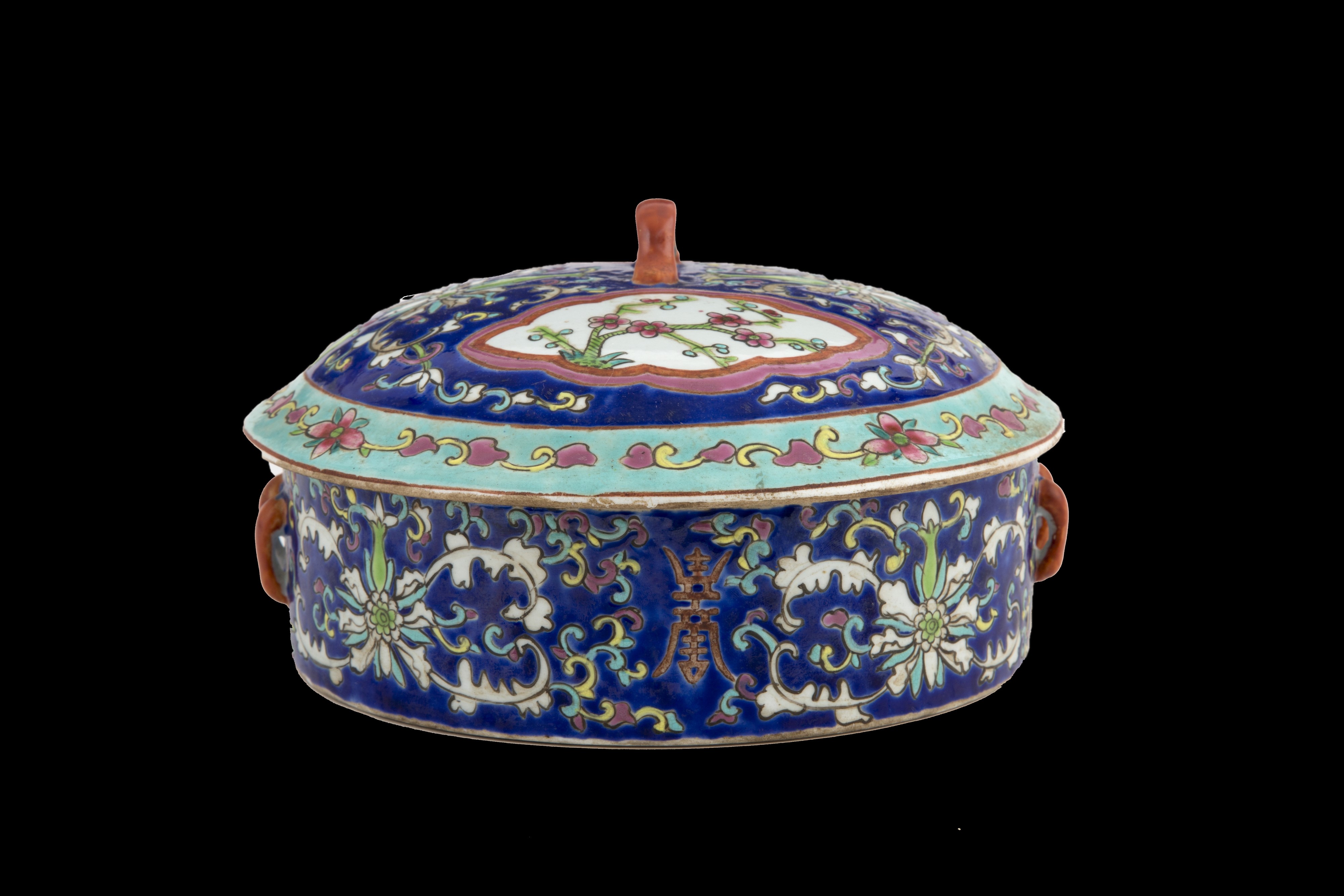 Pentola in porcellana dipinta