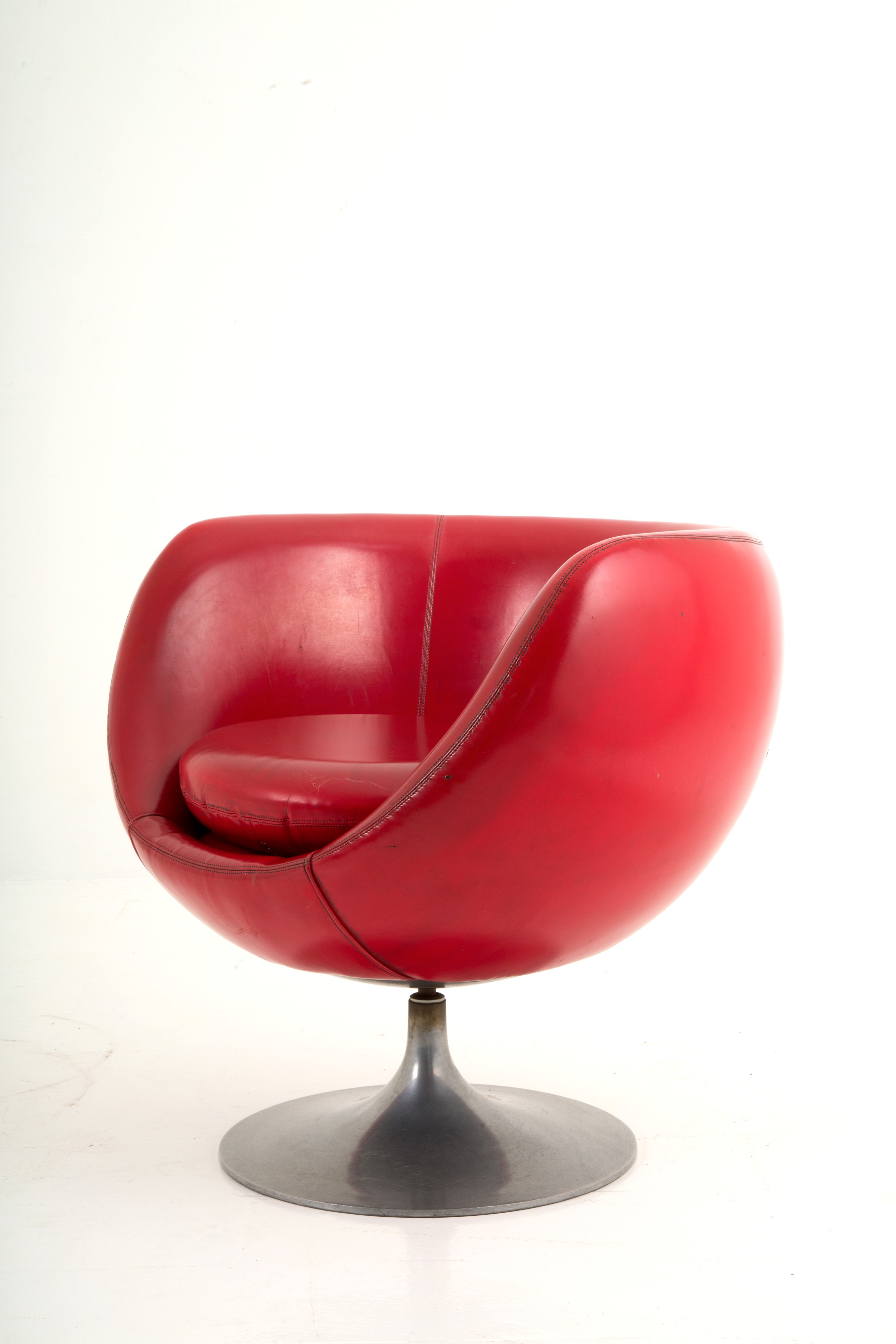 Due Poltrone Girevoli Rosse