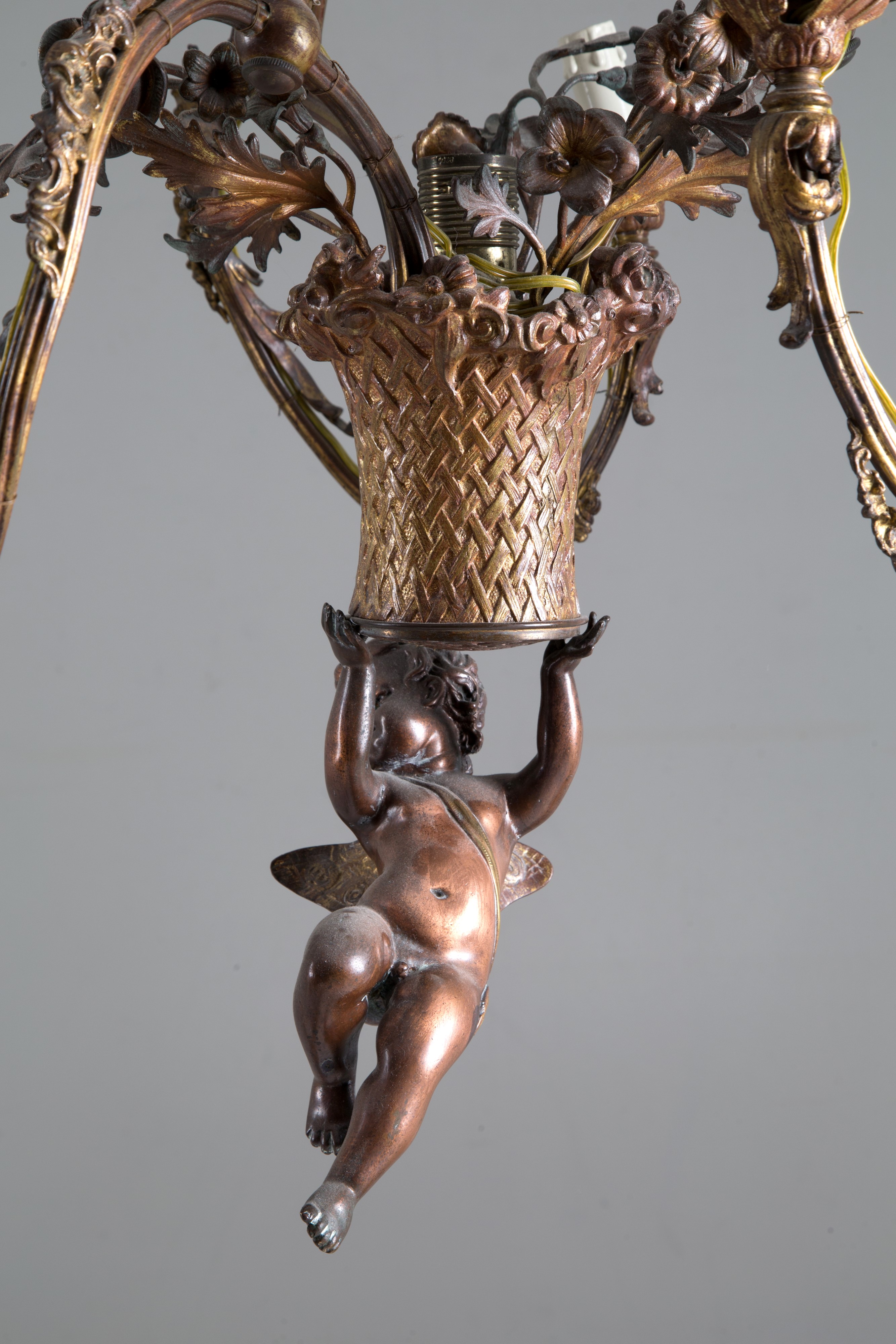 Lampadario in Bronzo con Cherubino