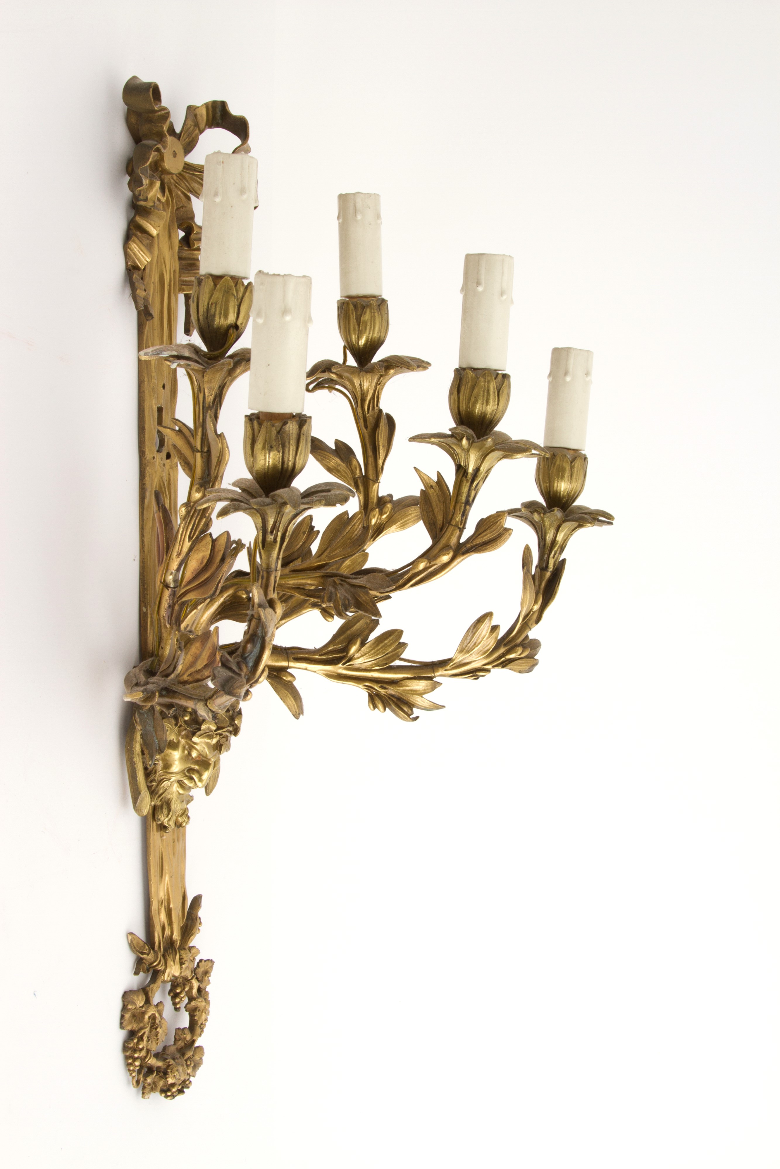 Applique in Bronzo Dorato