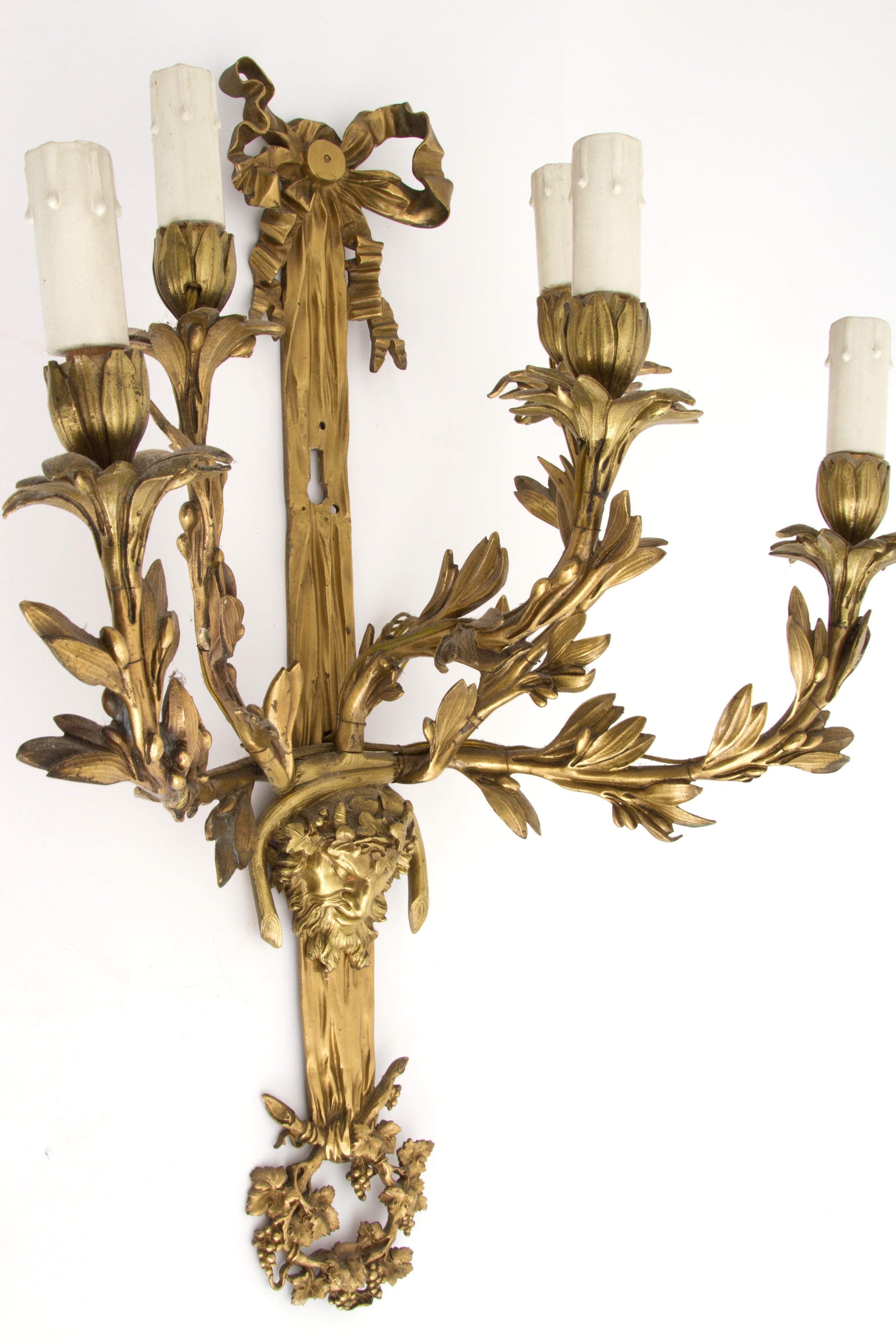 Applique in Bronzo Dorato