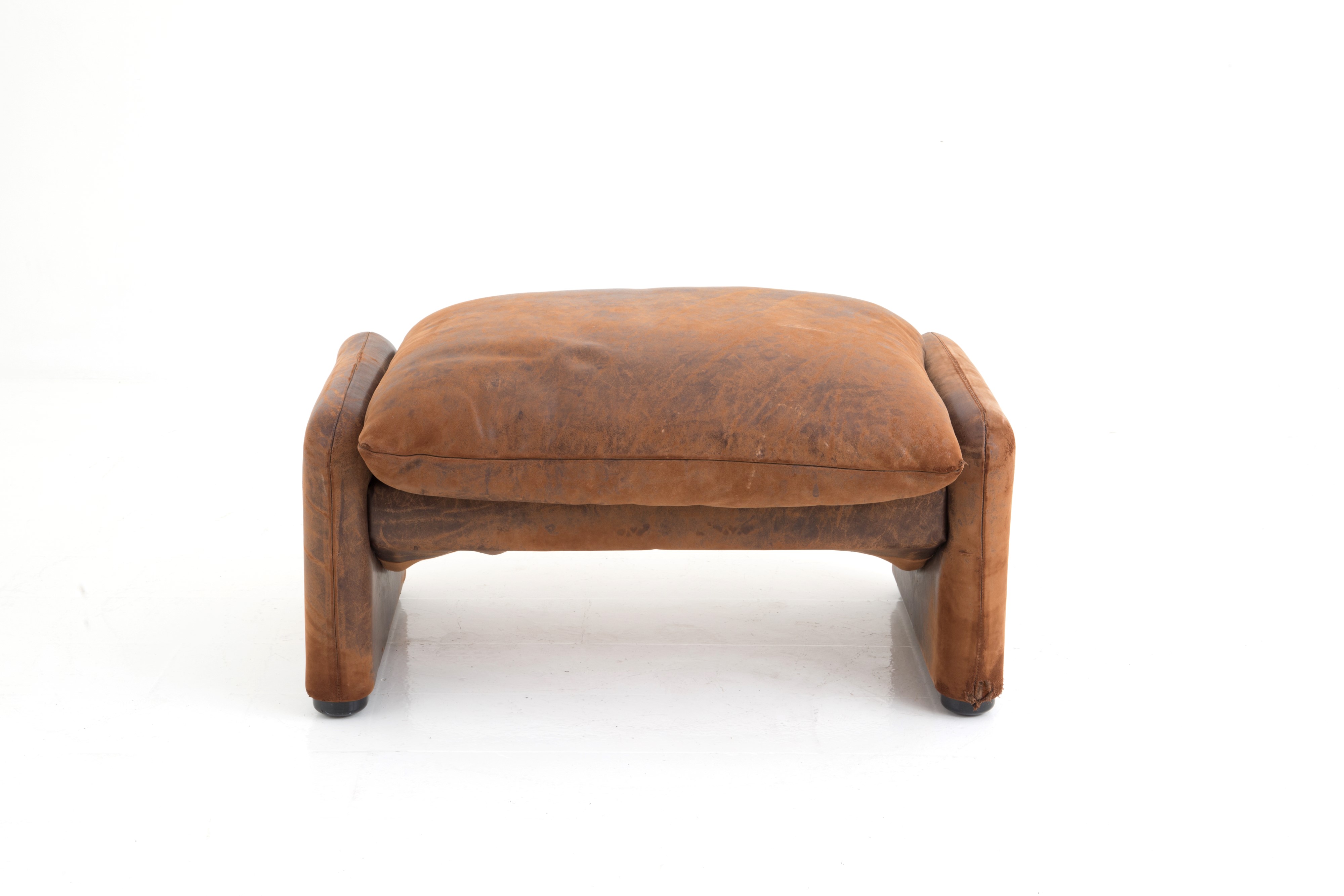 Vico Magistretti - Pouff per Cassina (attr.)