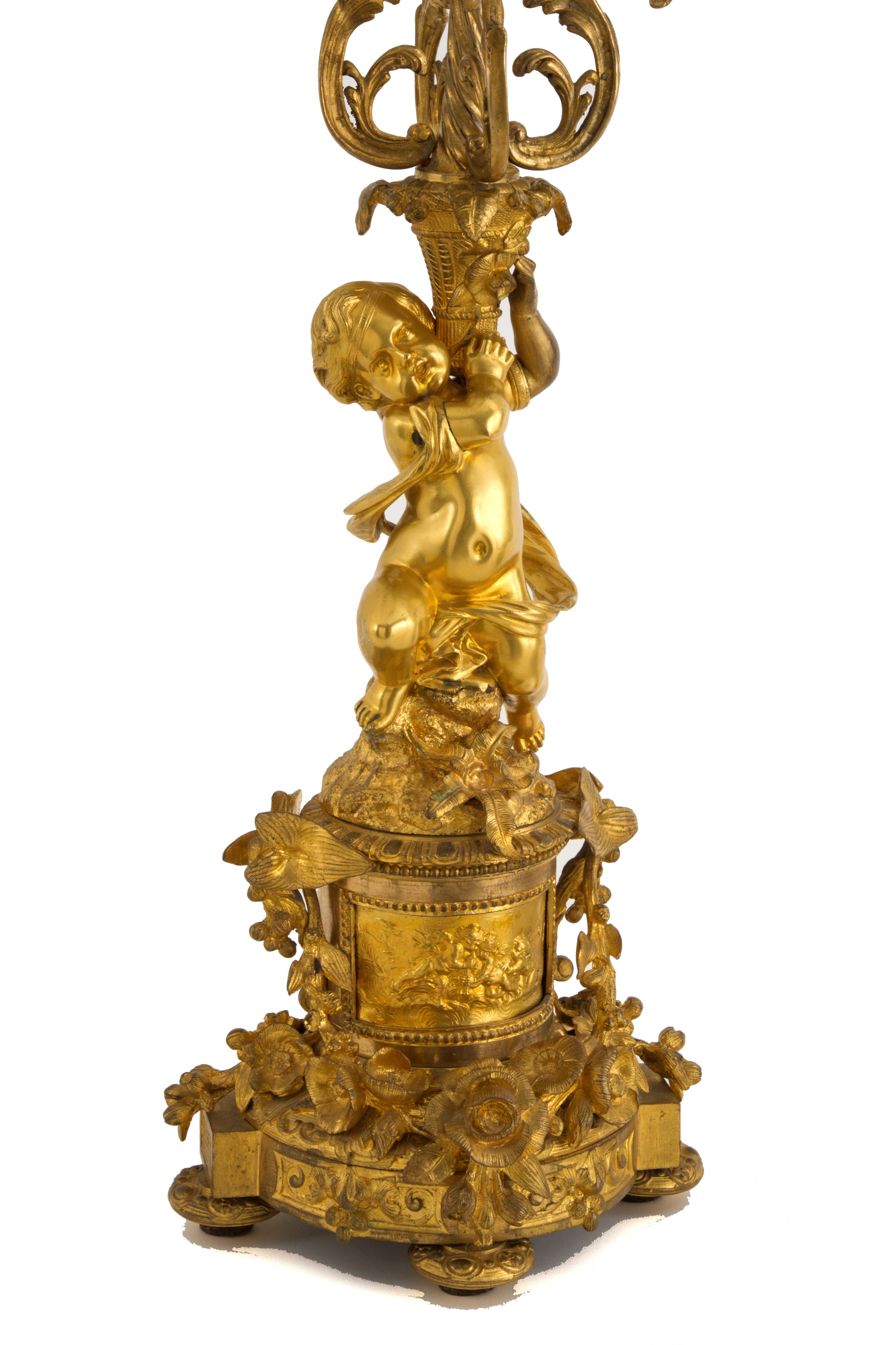 Coppia di Candelabri in Bronzo