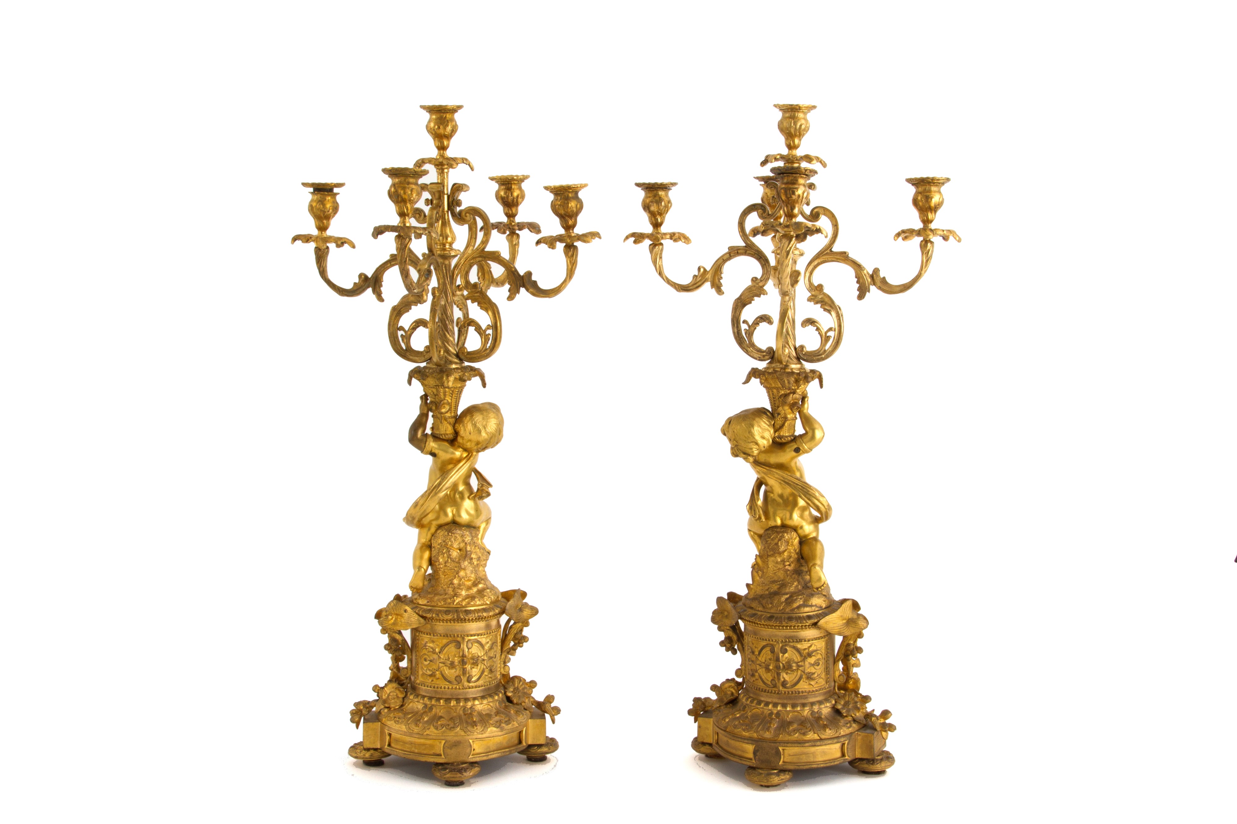 Coppia di Candelabri in Bronzo