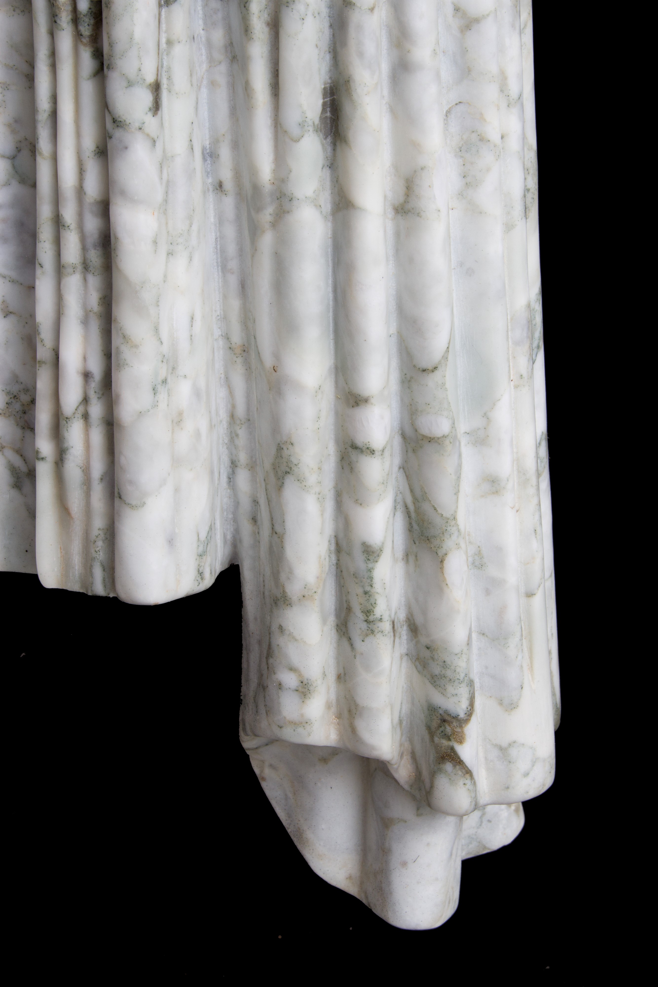 Scultura in Marmo "figura Acefala Panneggiata"