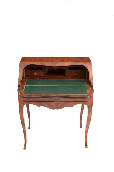 Bureau De Dame
