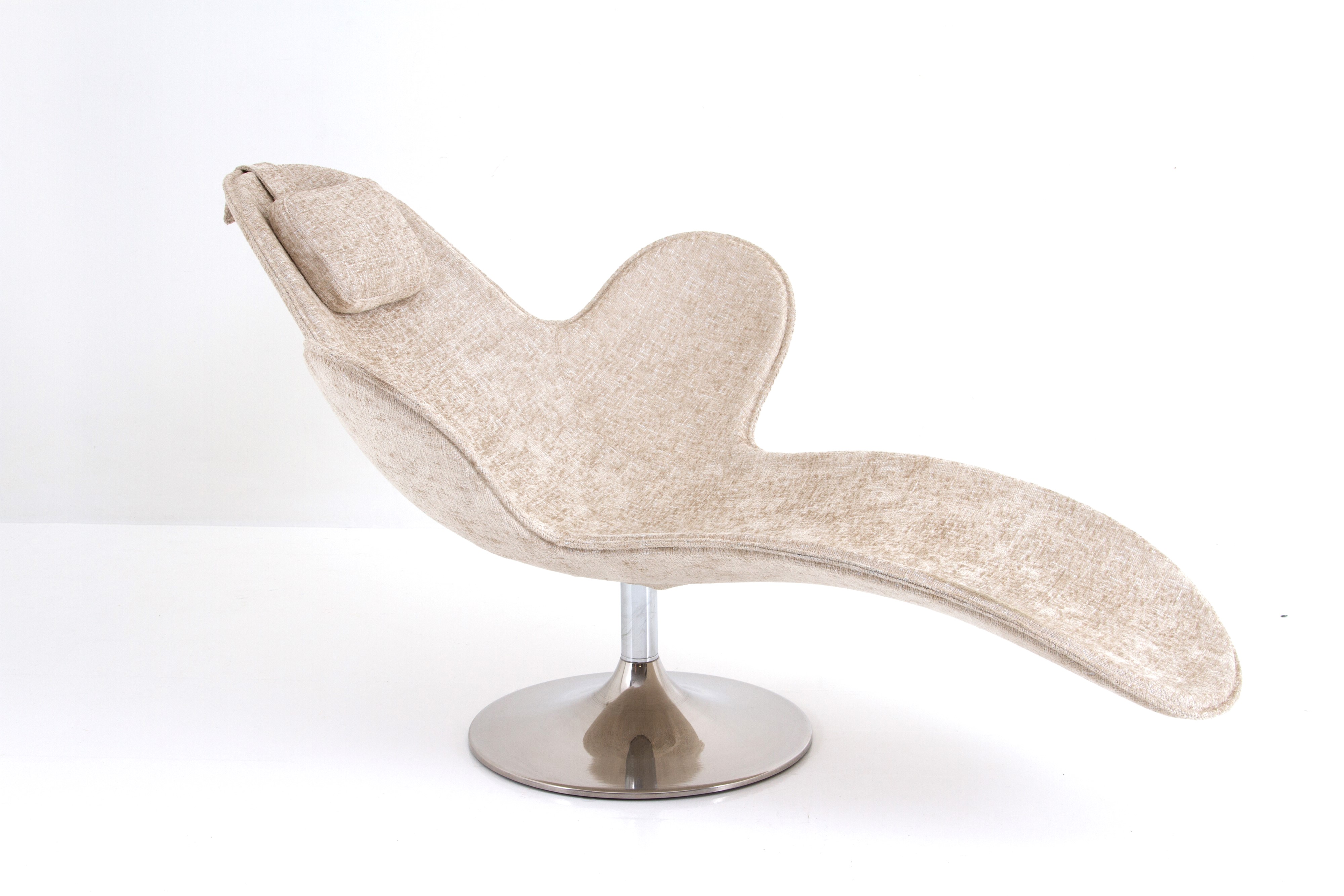 Monica Graffeo - Chaise Longue Lazy Mary in Tessuto Beige per Disguincio