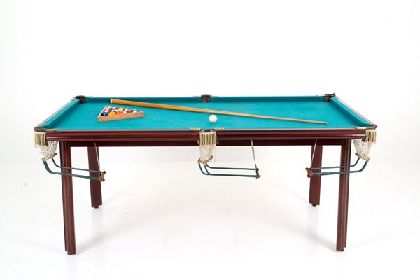 Pool table