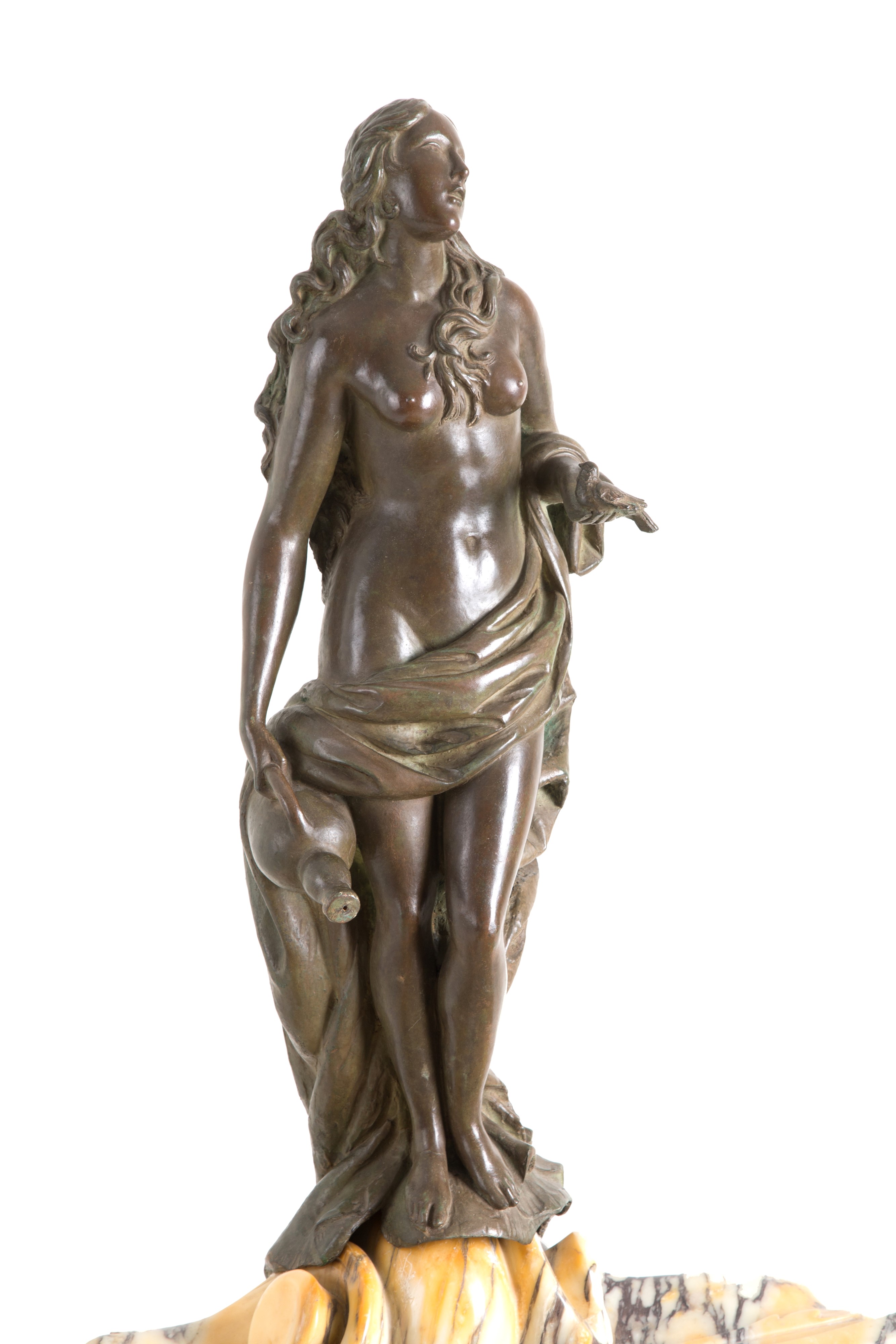 Coppia di vasche in marmo con figure