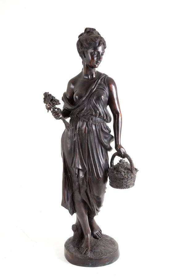 ANTOINE BOFILL - Scultura in bronzo "DONNA CON FIORI E CESTA"