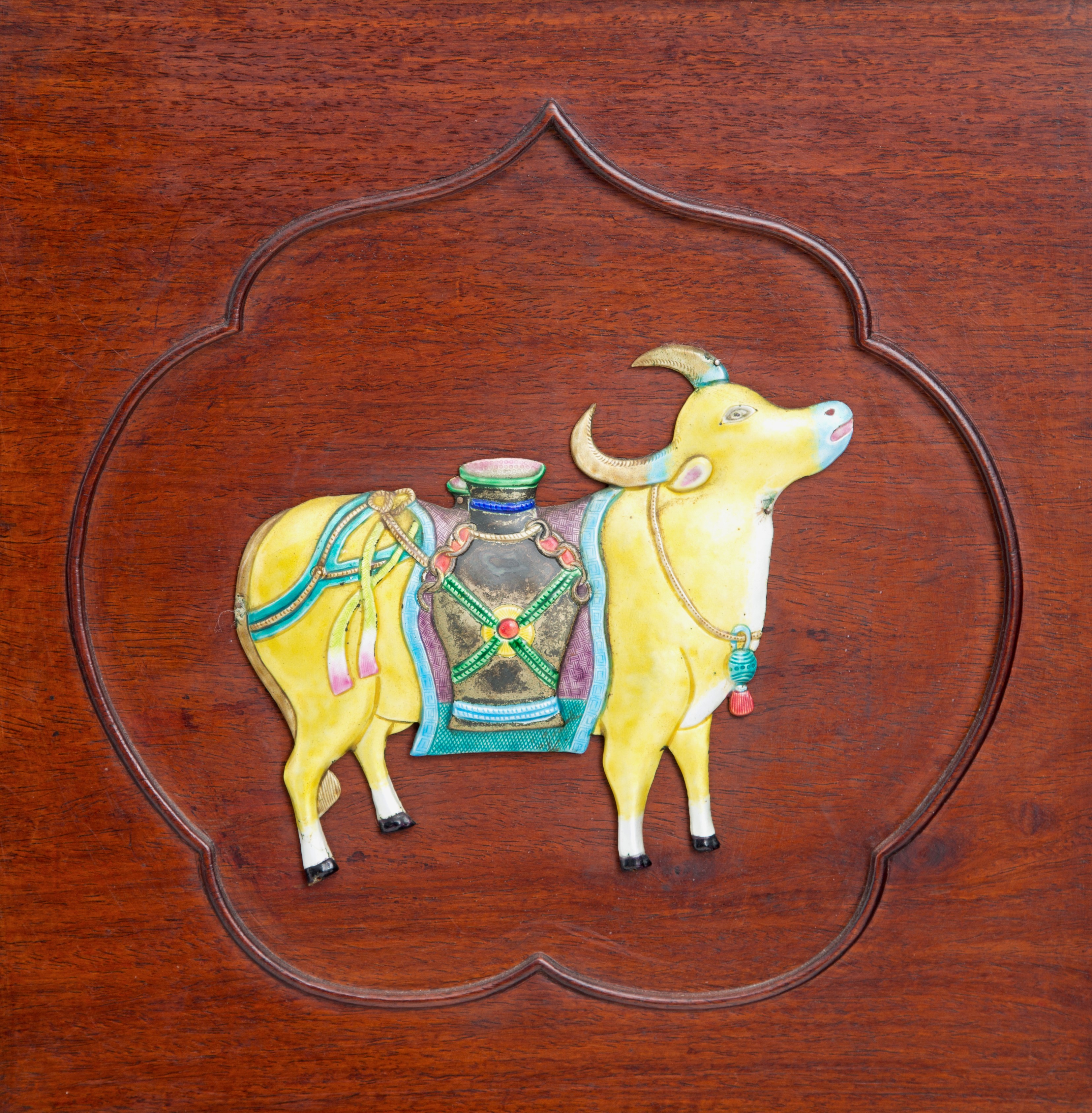 Paravento con placche smaltate