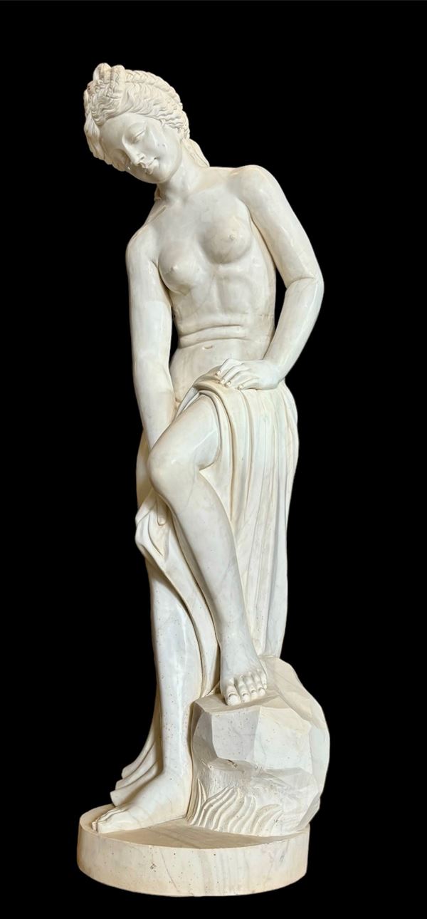 Marble sculpture "VENUS BATHING"  - Auction MILANO DECOR - Antiques, Fine Art, Carpets & Design Auction (n. 99) - Viscontea Casa d'Aste