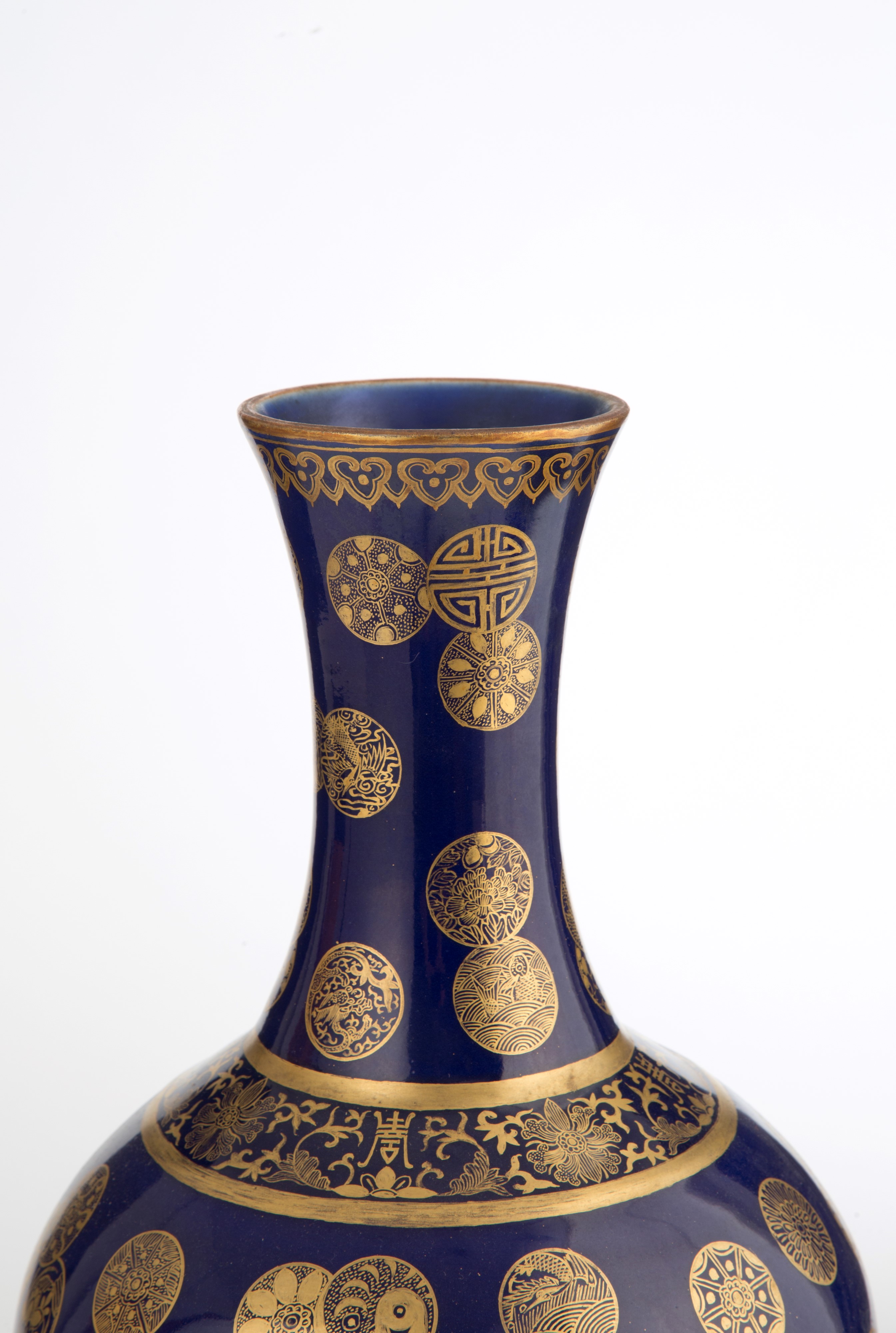 Vaso in porcellana smaltata blu