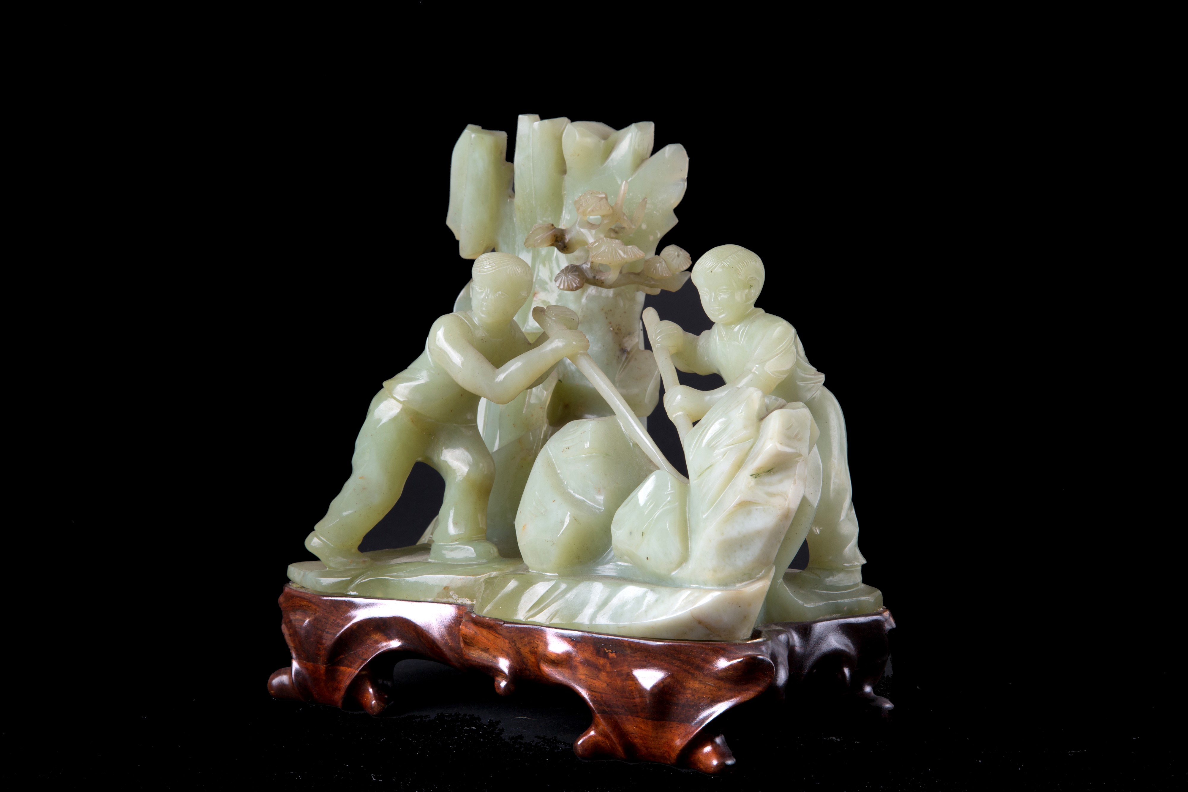 Scultura in giada color Celadon