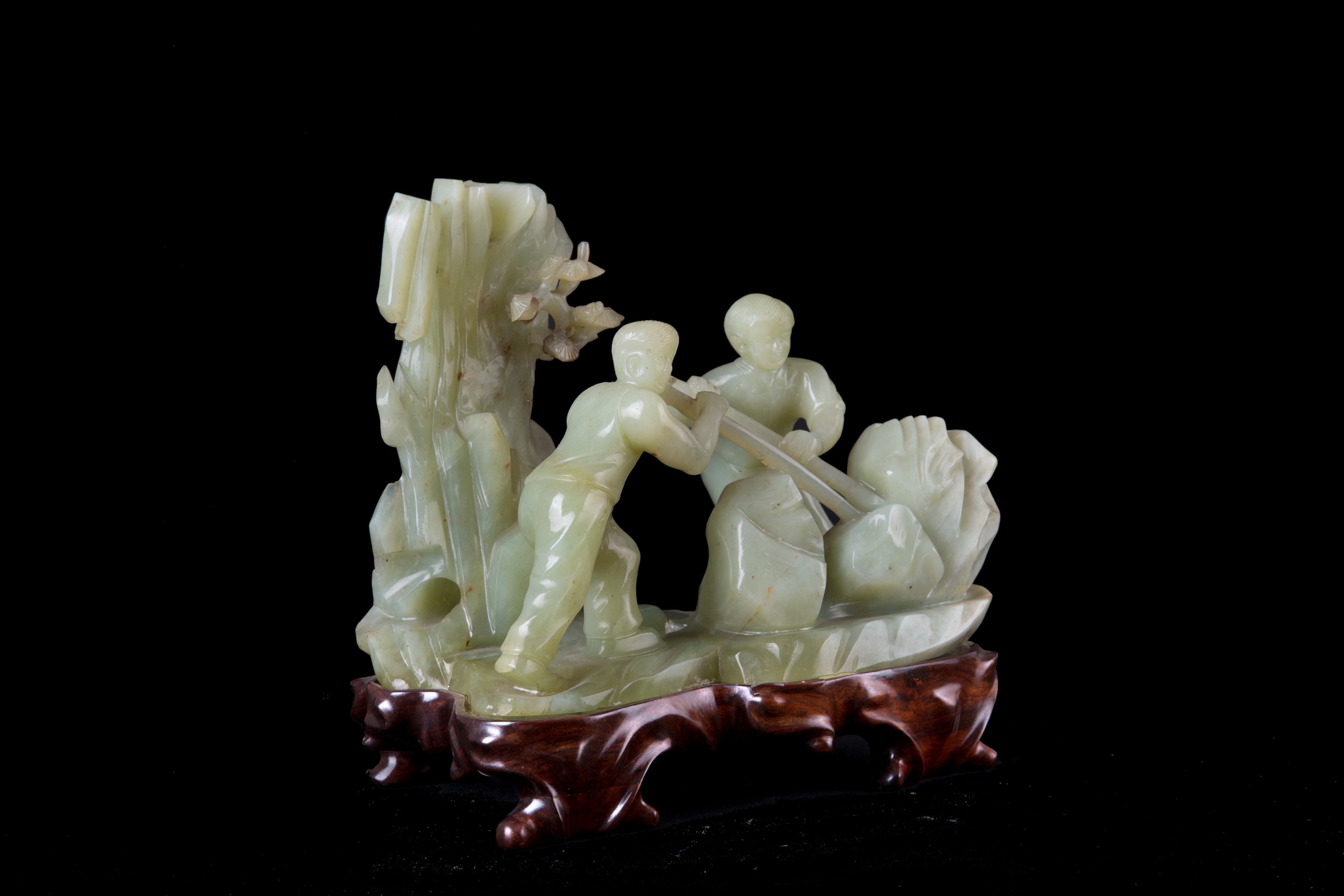 Scultura in giada color Celadon