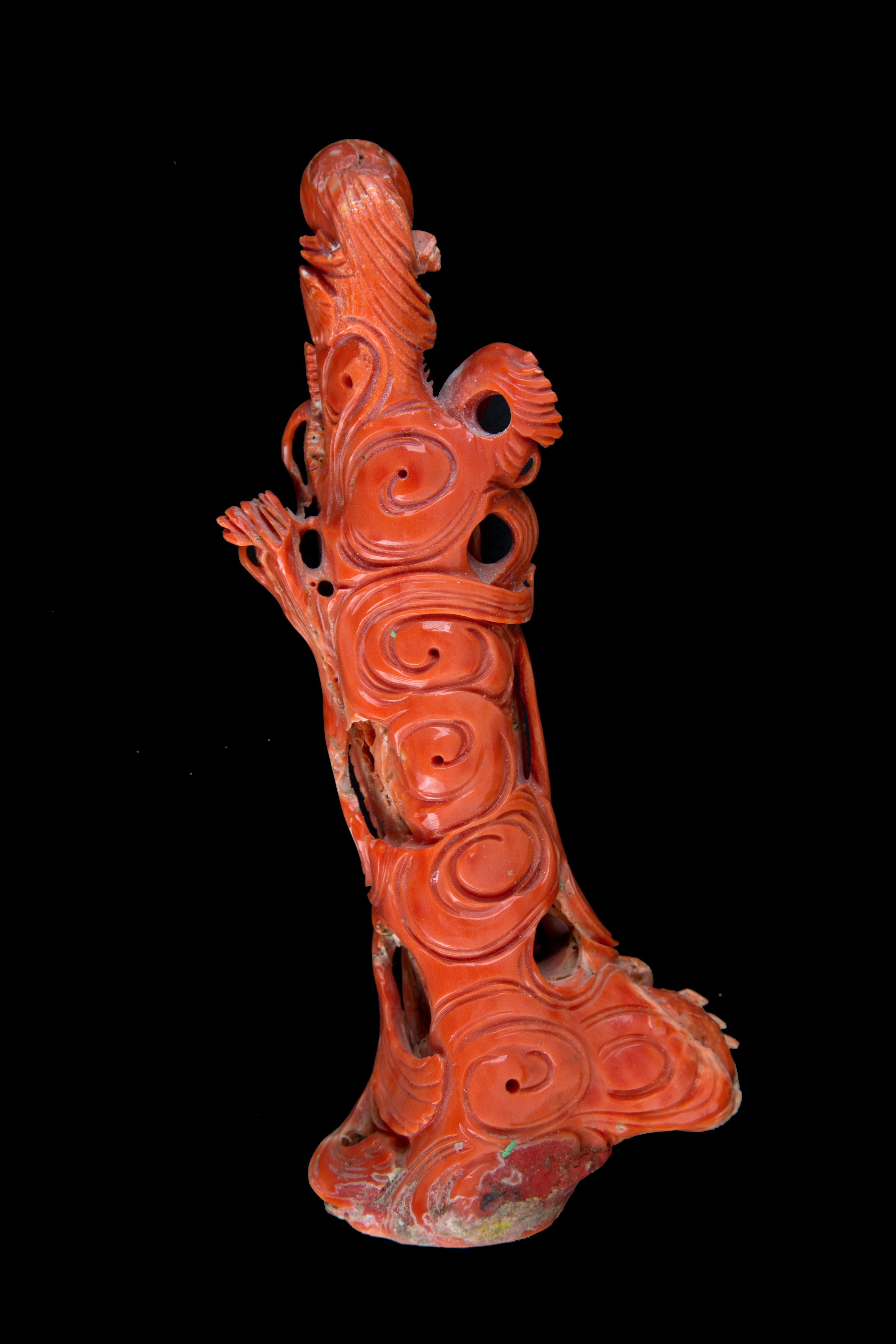 Scultura in corallo "DRAGO"