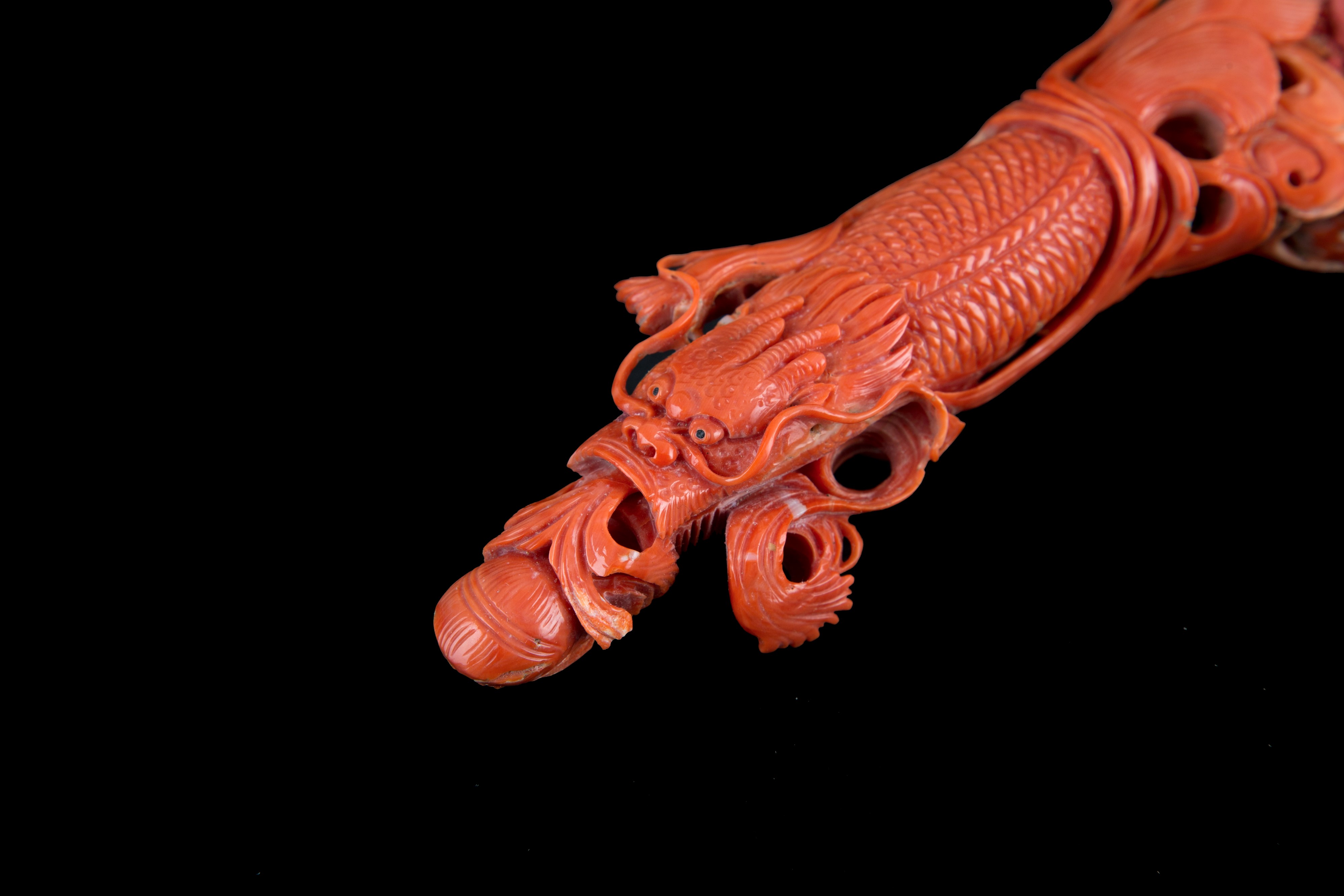 Scultura in corallo "DRAGO"